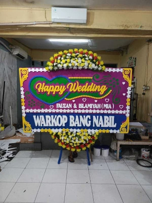 Papan Bunga di Kambangan Bruno